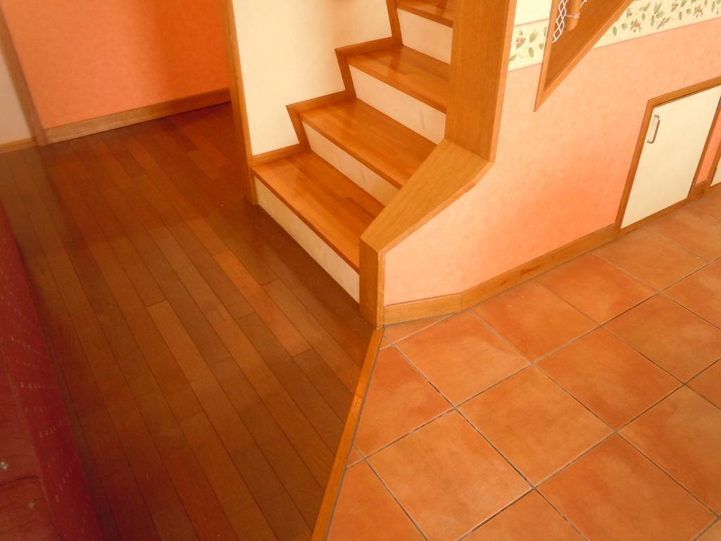 Guest House Route 6 يوميتان المظهر الخارجي الصورة